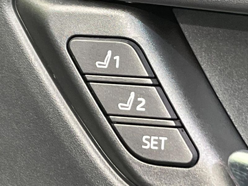 2024 Toyota Prius 6AA-MXWH60 (UW-6a66cd48a3b69)[26]