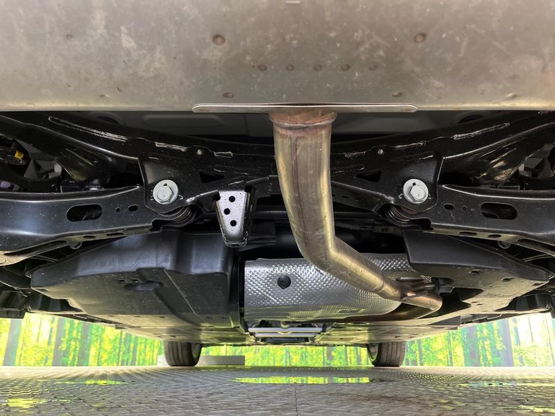 2024 Toyota Prius 6AA-MXWH60 (UW-6a66cd48a3b69)[4]