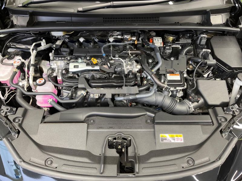2025 Toyota Prius 6AA-MXWH60 (UW-6a66cd4c4563c)[9]
