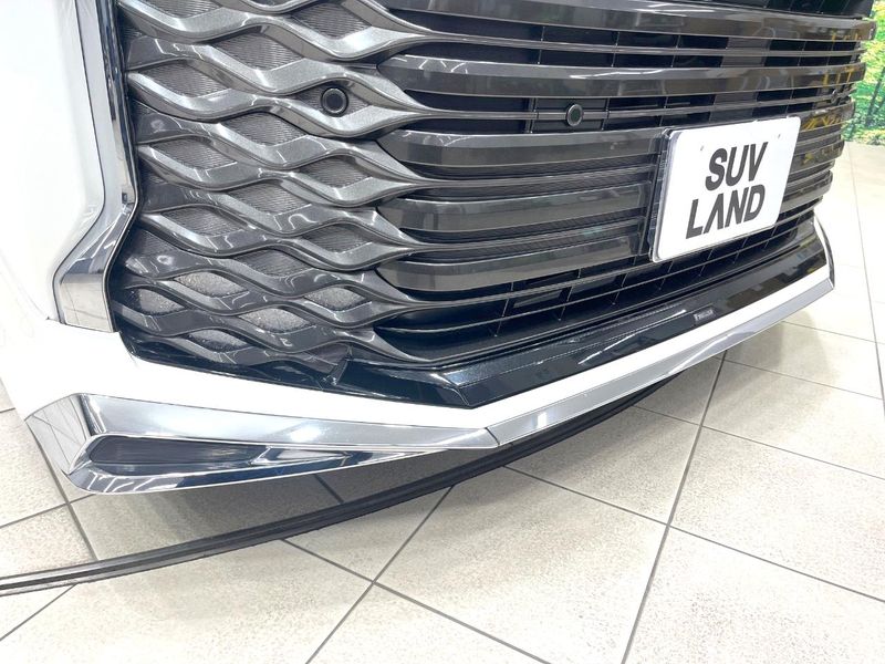2022 Toyota Voxy 6BA-MZRA90W (UW-6a66cd52f0dd6)[26]