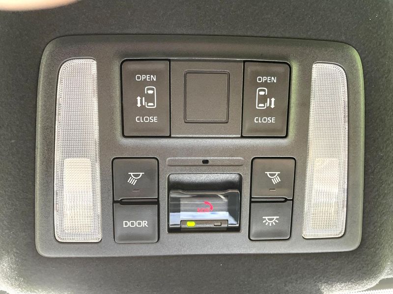 2023 Toyota Noah 6BA-MZRA90W (UW-6a66cd577296c)[19]