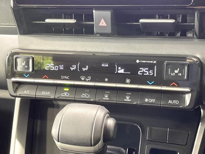2023 Toyota Noah 6BA-MZRA90W (UW-6a66cd577296c)[23]