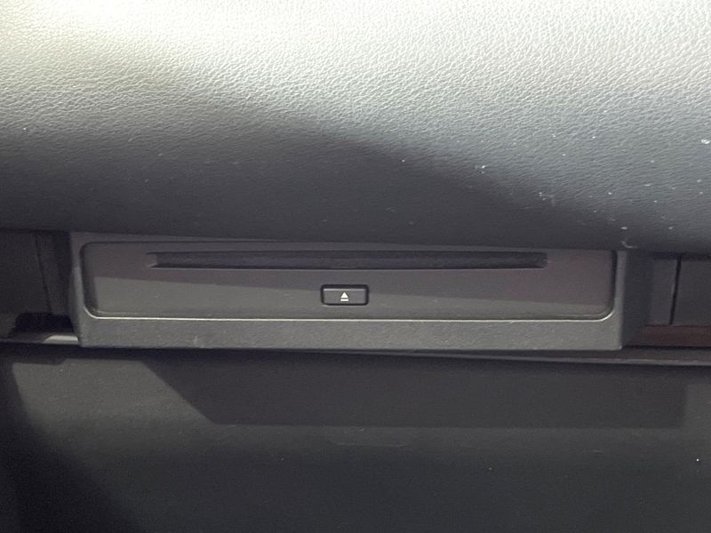 2023 Toyota Noah 6BA-MZRA90W (UW-6a66cd577296c)[17]
