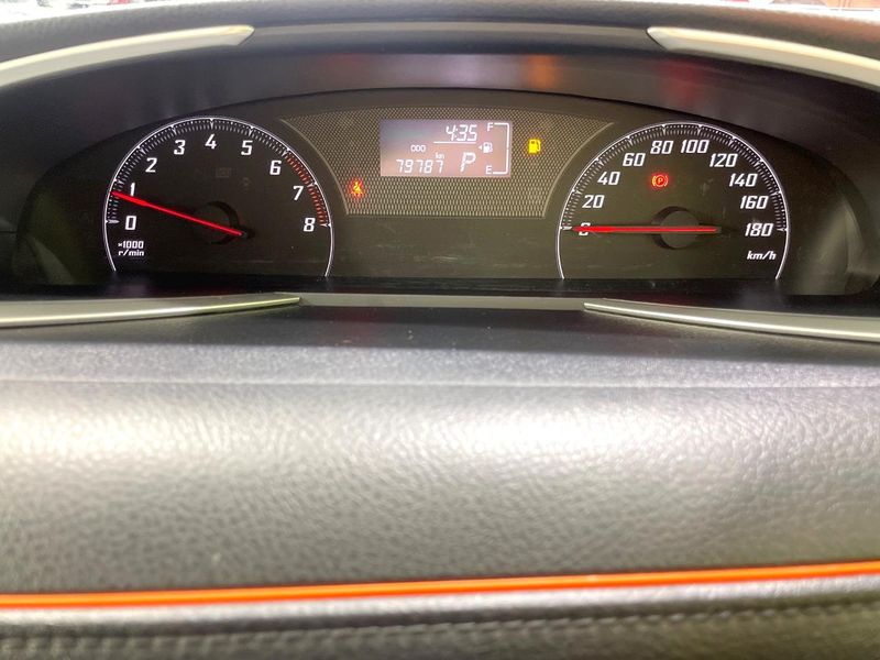 2015 Toyota Sienta DBA-NSP170G (UW-6a66cd741140d)[22]