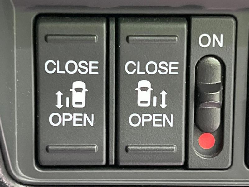 2021 Honda Odyssey Hybrid 6AA-RC4 (UW-6a66cd8a47c9d)[26]