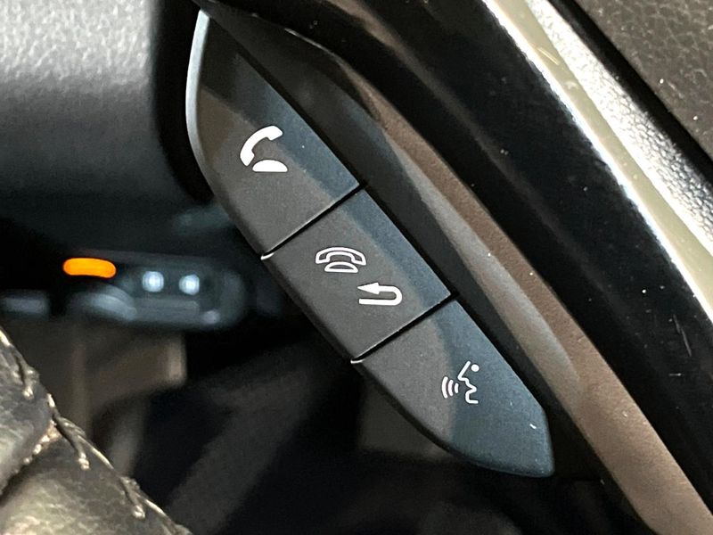 2016 Honda Vezel DAA-RU3 (UW-6a66cd98380e6)[27]