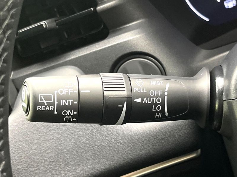2024 Honda Vezel 6AA-RV5 (UW-6a66cda7bc087)[12]