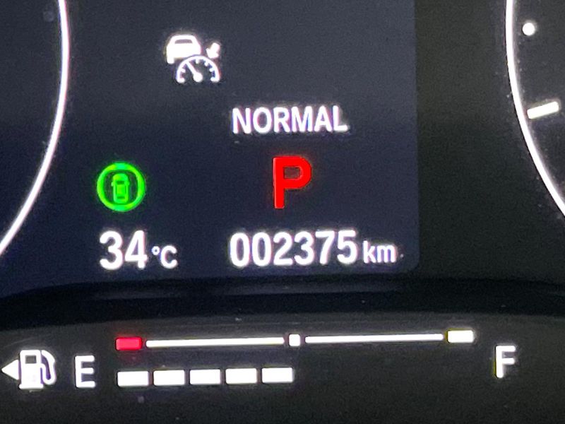 2024 Honda Vezel 6AA-RV5 (UW-6a66cda7bc087)[2]