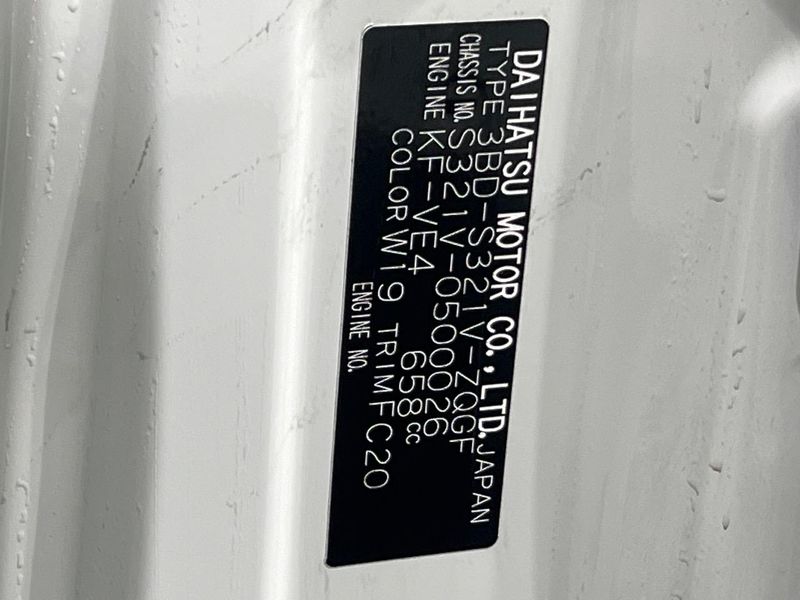 2021 Daihatsu Daihatsu Hijet Cargo 3BD-S321V (UW-6a66cdb2cec50)[1]