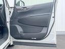 2017 Nissan Elgrand DBA-TNE52 (UW-6a66cdd00f3e2)[21]