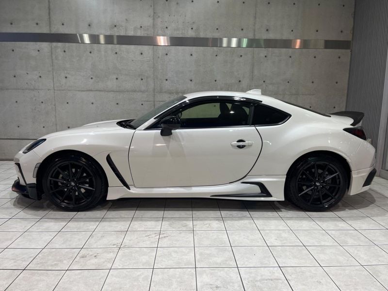 2024 Toyota GR86 3BA-ZN8 (UW-6a66ce1988b9c)[18]