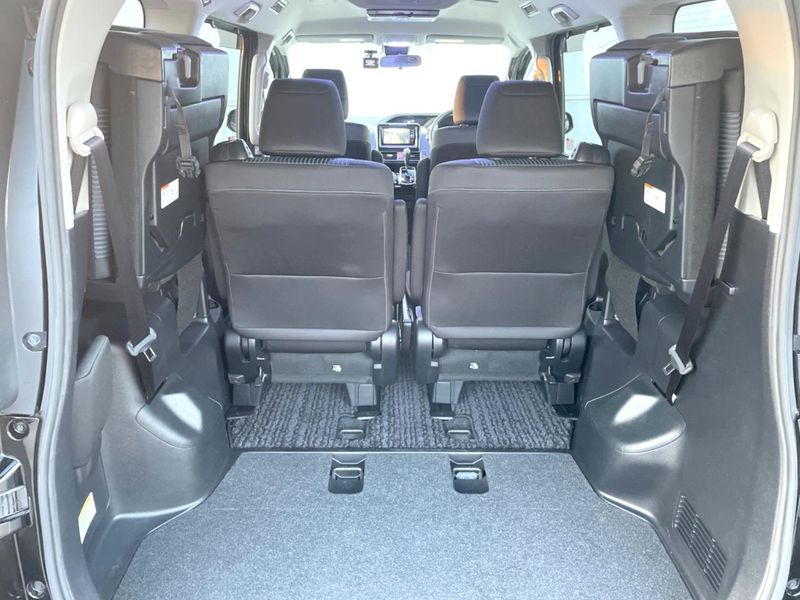 2016 Toyota Voxy DBA-ZRR80W (UW-6a66ce1f5490d)[27]