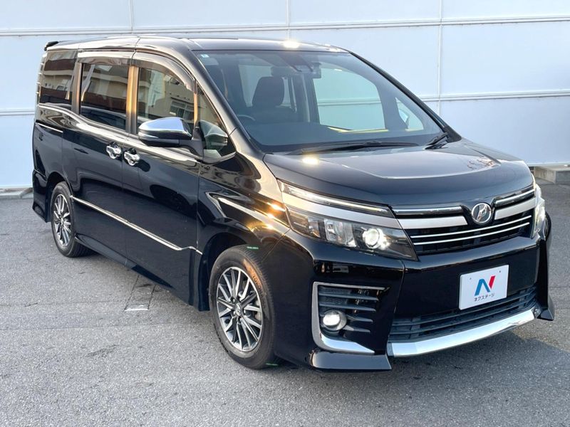 2016 Toyota Voxy DBA-ZRR80W (UW-6a66ce1f5490d)[17]