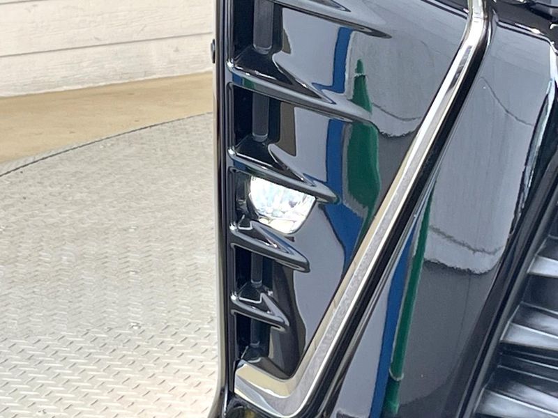 2017 Toyota Voxy DBA-ZRR80W (UW-6a66ce21a3c10)[9]