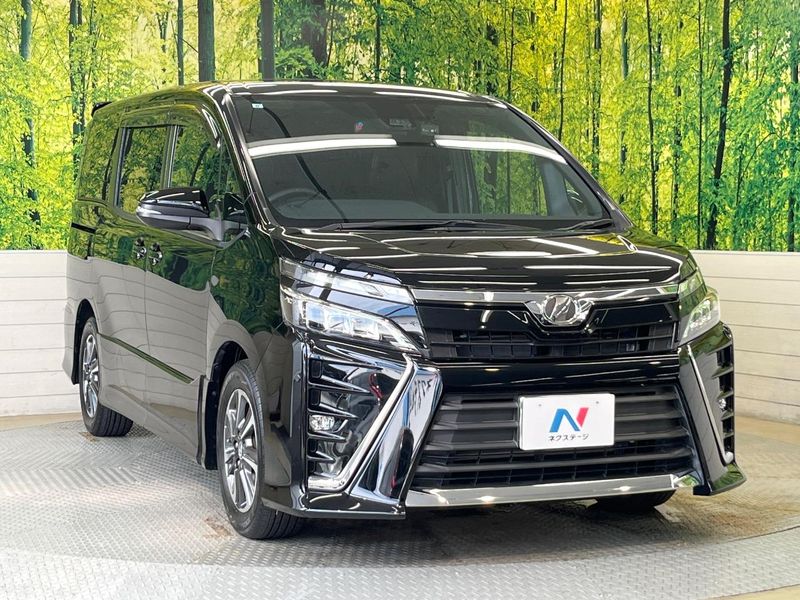 2017 Toyota Voxy DBA-ZRR80W (UW-6a66ce21a3c10)[25]