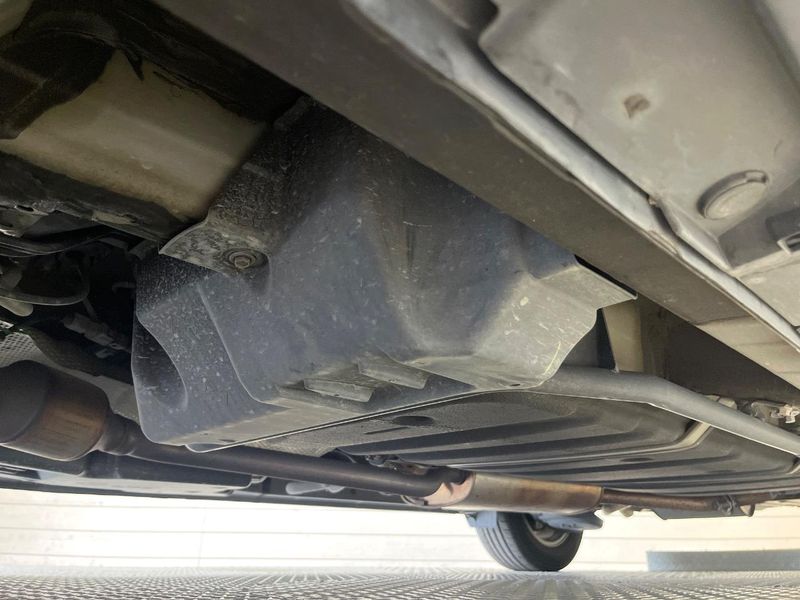 2017 Toyota Voxy DBA-ZRR80W (UW-6a66ce21a3c10)[22]