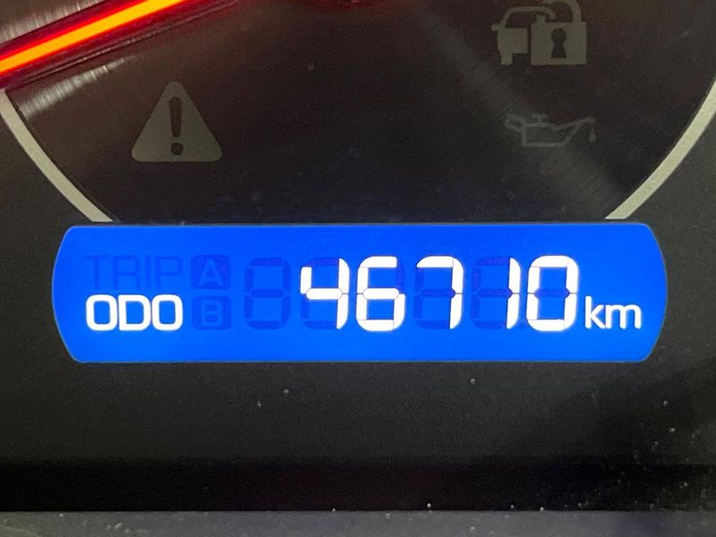2017 Toyota Voxy DBA-ZRR80W (UW-6a66ce21a3c10)[2]