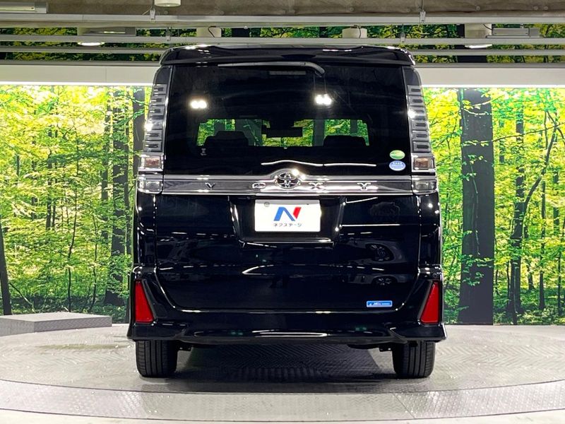 2018 Toyota Voxy DBA-ZRR80W (UW-6a66ce24ca231)[10]