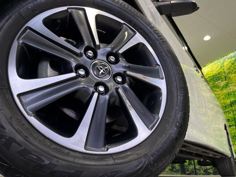 2018 Toyota Noah DBA-ZRR85W (UW-6a66ce2d436eb)[12]