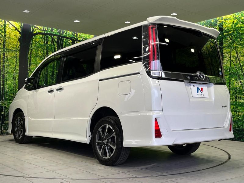 2018 Toyota Noah DBA-ZRR85W (UW-6a66ce2d436eb)[22]