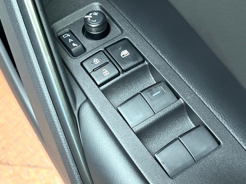 2026 Toyota Corolla Cross 6AA-ZVG13 (UW-6a66ce3acf497)[20]