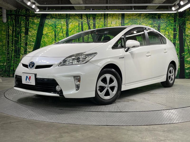 2015 Toyota Prius DAA-ZVW30 (UW-6a66ce3ee54c8)[0]