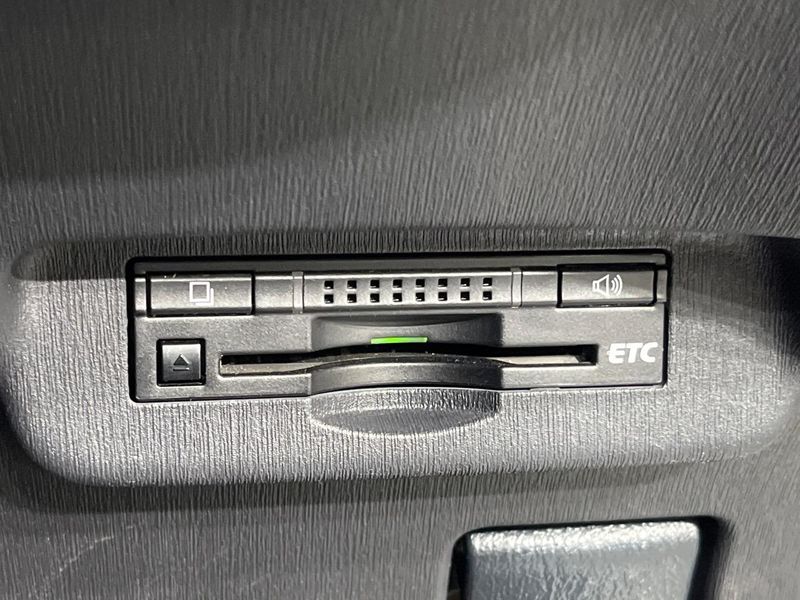 2015 Toyota Prius DAA-ZVW30 (UW-6a66ce3ee54c8)[8]