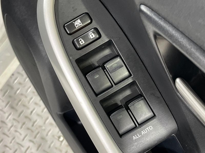2015 Toyota Prius DAA-ZVW30 (UW-6a66ce3ee54c8)[20]