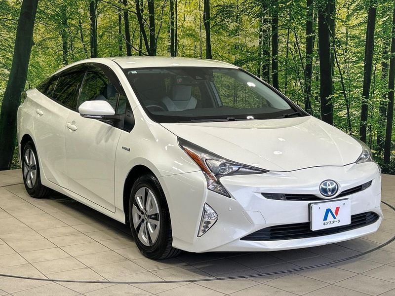2016 Toyota Prius DAA-ZVW51 (UW-6a66ce4933300)[18]