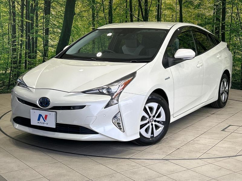 2016 Toyota Prius DAA-ZVW51 (UW-6a66ce4933300)[0]