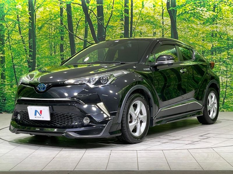 2017 Toyota C-HR DAA-ZYX10 (UW-6a66ce6e3ad52)[14]