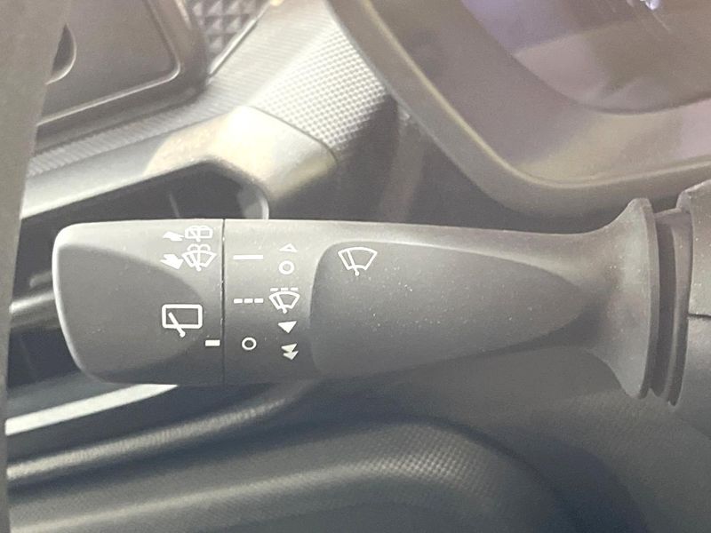 2022 Toyota Raize 5BA-A201A (UW-6a681c002397e)[24]