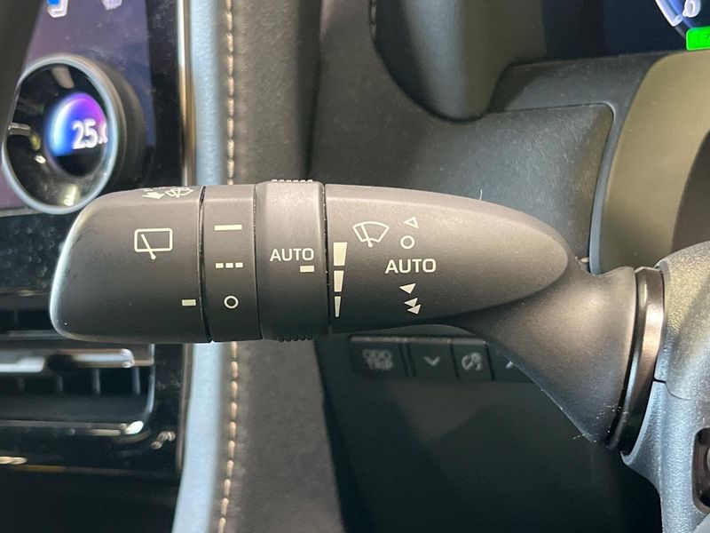 2023 Toyota Vellfire Hybrid 6AA-AAHH40W (UW-6a681c11ca831)[18]