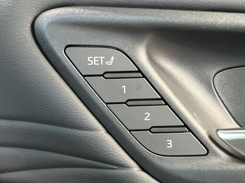 2023 Toyota Vellfire Hybrid 6AA-AAHH40W (UW-6a681c11ca831)[27]