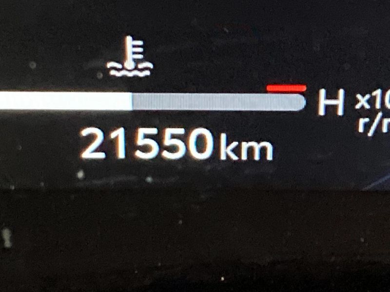 2025 Toyota Vellfire Hybrid 6AA-AAHH40W (UW-6a681c195bb3e)[2]