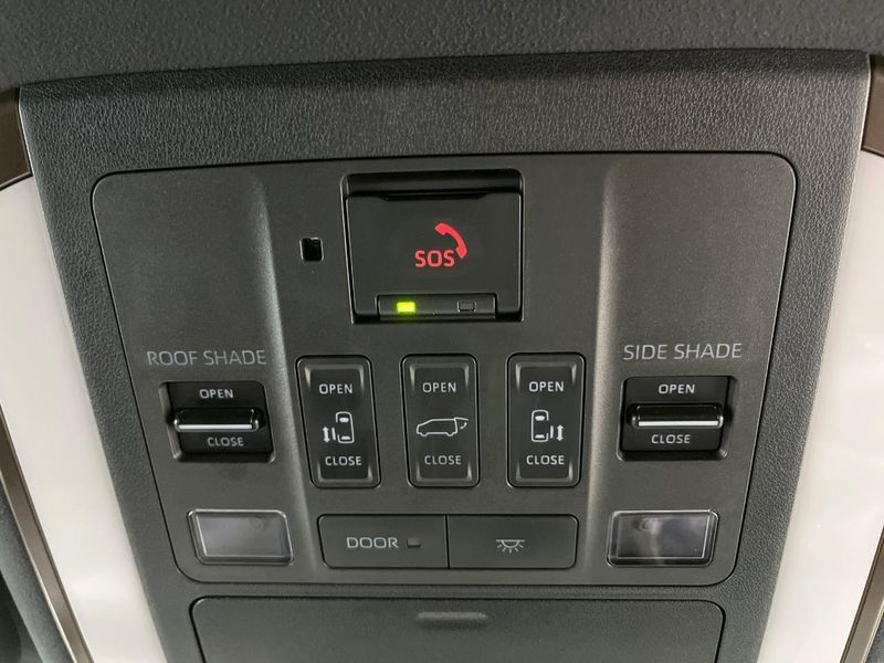 2023 Toyota Alphard 3BA-AGH40W (UW-6a681c3b16f27)[17]