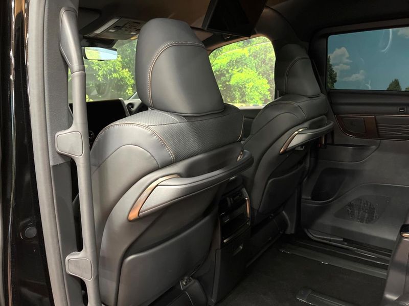 2025 Toyota Alphard 3BA-AGH40W (UW-6a681c40147e3)[8]