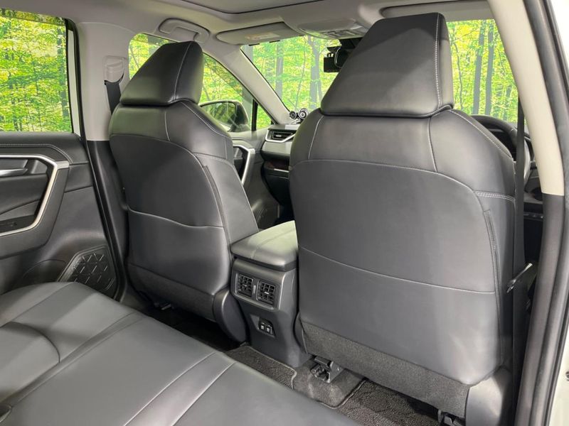2020 Toyota RAV4 6AA-AXAH54 (UW-6a681c51a4cd3)[13]