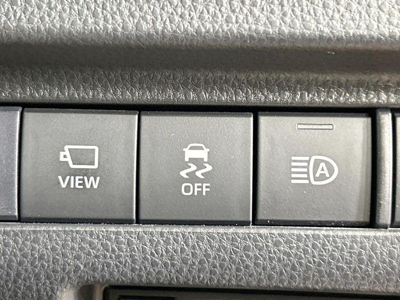 2021 Toyota Harrier Hybrid 6AA-AXUH80 (UW-6a681c5a52458)[28]