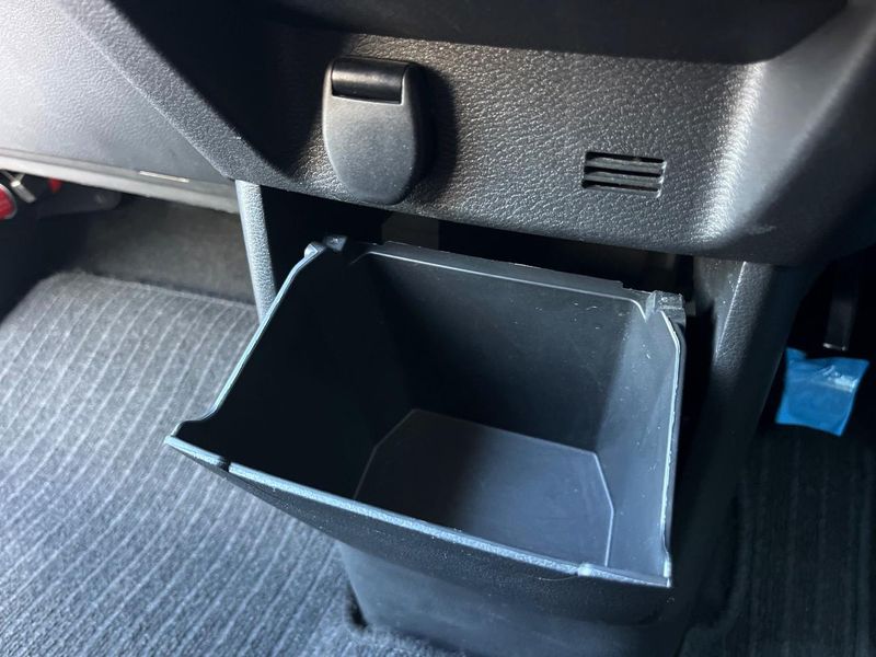 2022 Mitsubishi eK Cross Space 5AA-B34A (UW-6a681c8845251)[26]