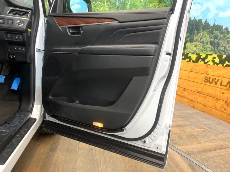 2023 Mitsubishi Delica D:5 3DA-CV1W (UW-6a681cb414ed6)[17]