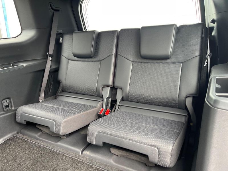 2025 Toyota Land Cruiser 250 3DA-GDJ250W (UW-6a681cf22095f)[23]