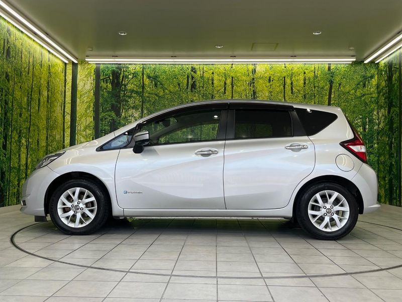 2018 Nissan Note DAA-HE12 (UW-6a681d3b1c936)[21]