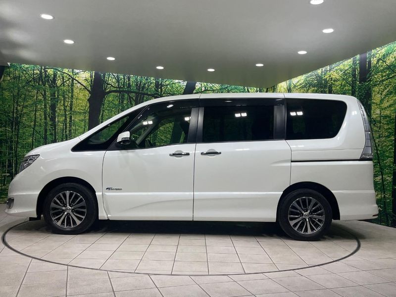 2015 Nissan Serena DAA-HFC26 (UW-6a681d4b874d7)[5]
