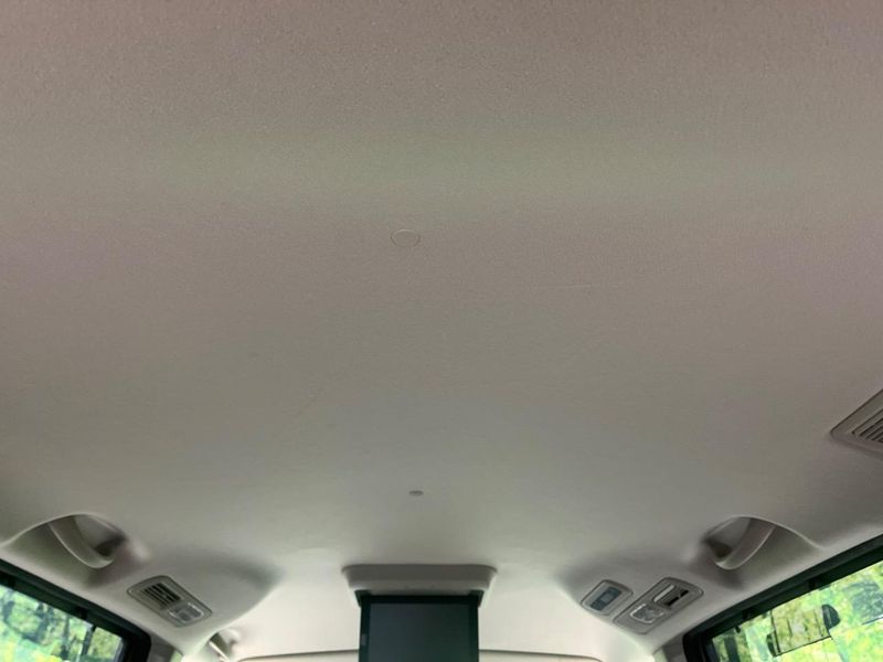 2015 Nissan Serena DAA-HFC26 (UW-6a681d4b874d7)[12]