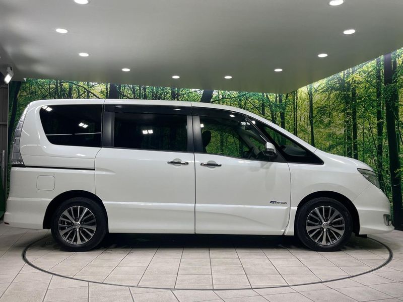 2015 Nissan Serena DAA-HFC26 (UW-6a681d4b874d7)[9]