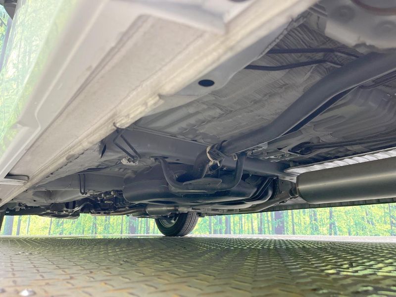 2019 Honda N-BOX CUSTOM DBA-JF3 (UW-6a681d8165233)[15]