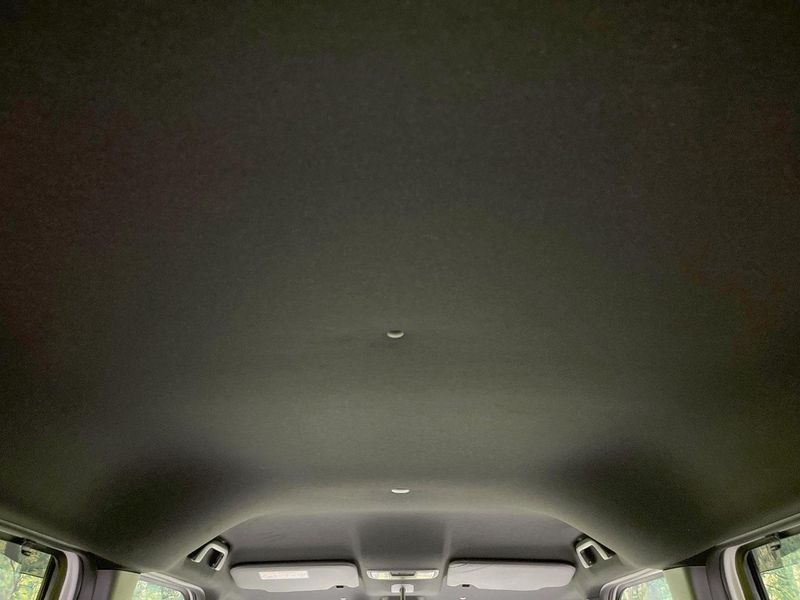 2019 Honda N-BOX CUSTOM DBA-JF3 (UW-6a681d8165233)[18]