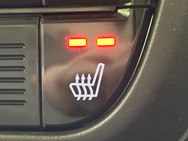 2022 Honda N-BOX 6BA-JF4 (UW-6a681d9c4c206)[24]