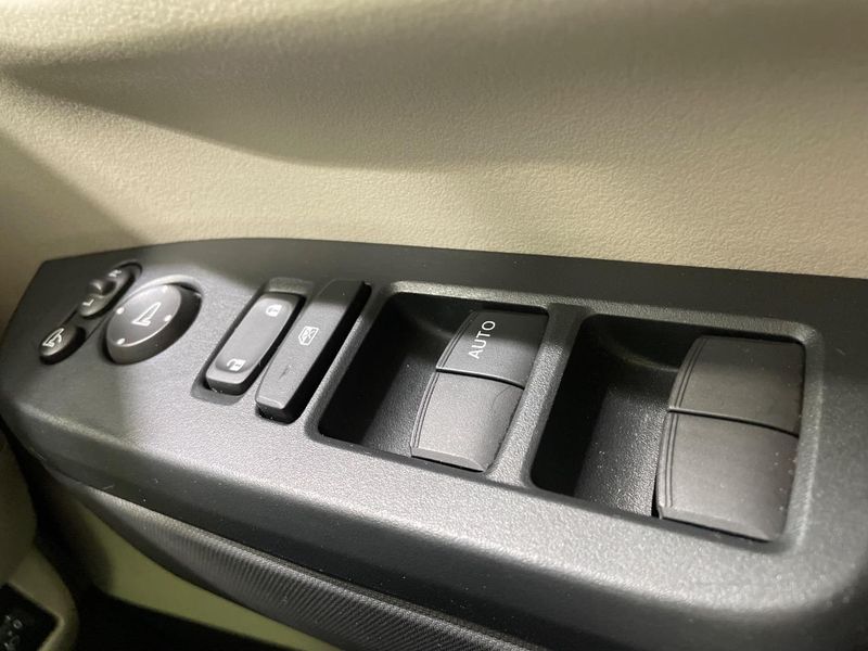 2023 Honda N-BOX 6BA-JF6 (UW-6a681db1c1021)[4]